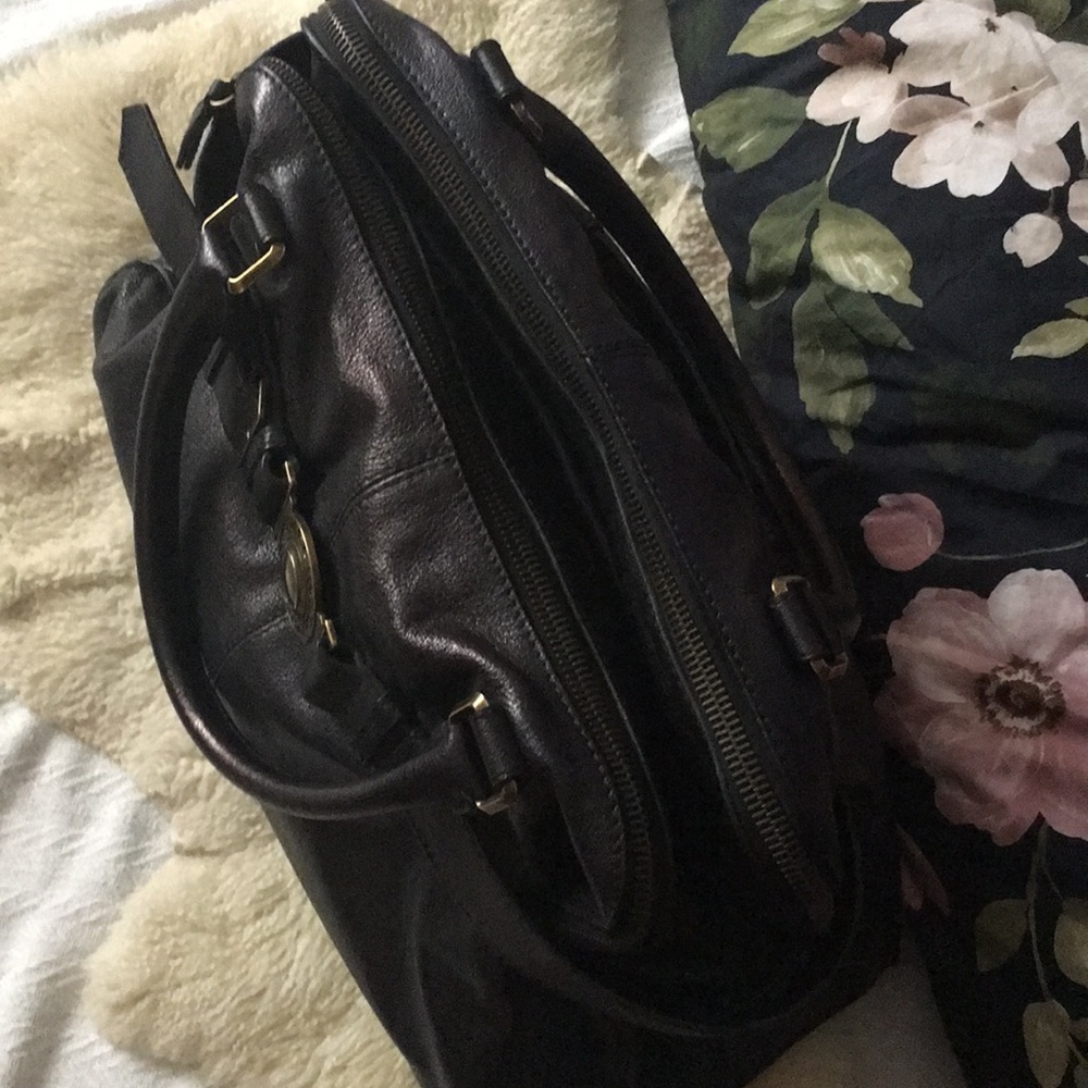 Burberry Rennoch Bowling Tote Bag - Picture 4 of 15